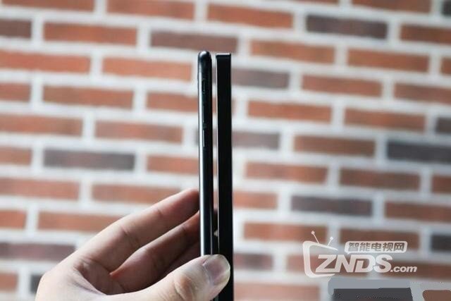 极简设计+极致音画  索尼OLED电视A1评测