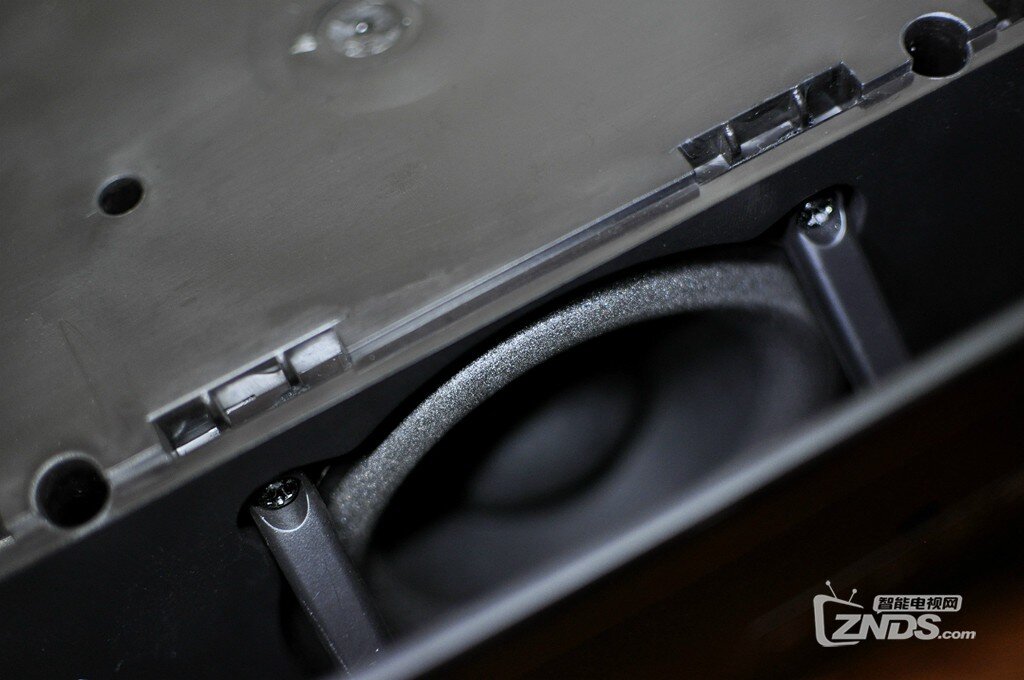 体型最大、喇叭最多的蓝牙音箱，德斐尔Boomster评测