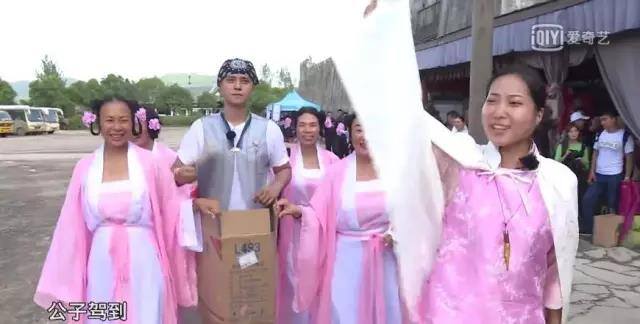 智能电视看《极限挑战》兄弟团疑似生变