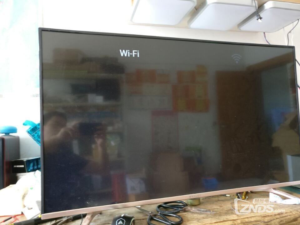 自己维修微鲸智能电视摇控失灵,不能无线WIFI
