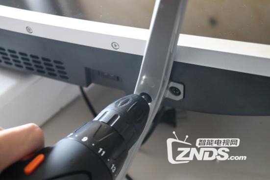 沉浸式的视觉体验康佳led55uc3曲面电视评测