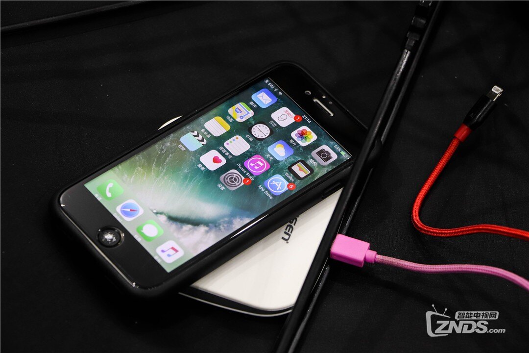 苹果8支持电信吗 141548yw9z1m3czwd1wd1d.jpg