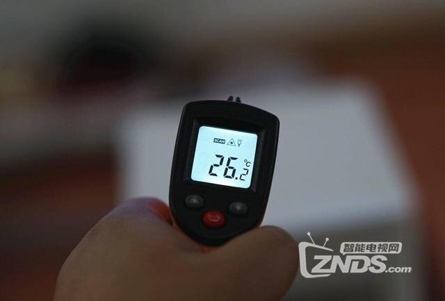3999元即可打造私享巨幕影院，暴风AI无屏电视Max6深度评测