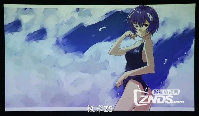 极米和微鲸选谁好？微鲸F1与极米Z5实际测评对比