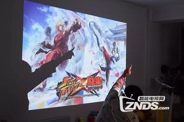 坚果V8评测：外观简洁，符合高品质人群设定