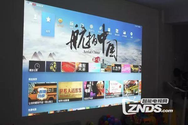 坚果V8评测：外观简洁，符合高品质人群设定