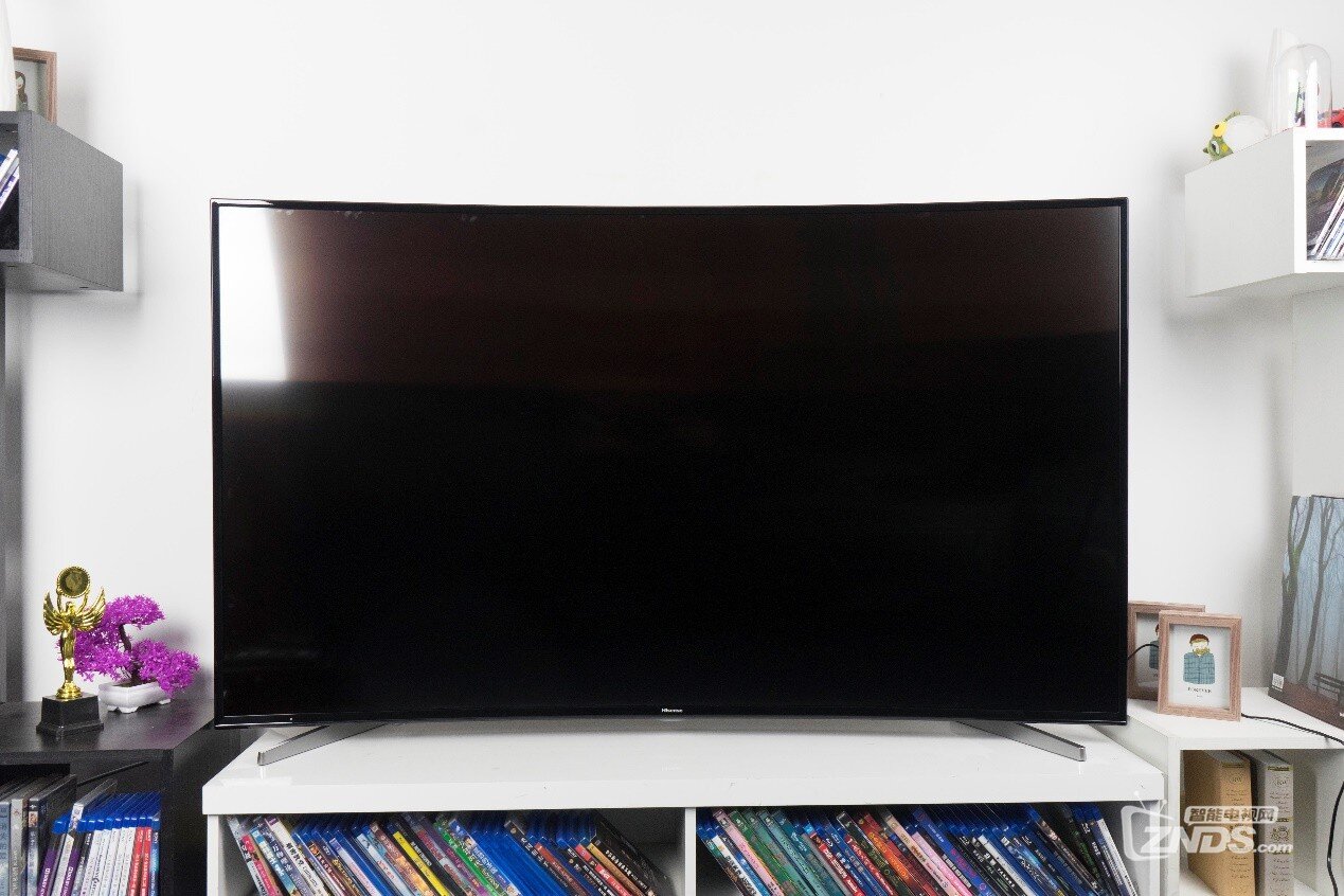 4K+曲面打造影院体验 海信LED65E7CY电视评测