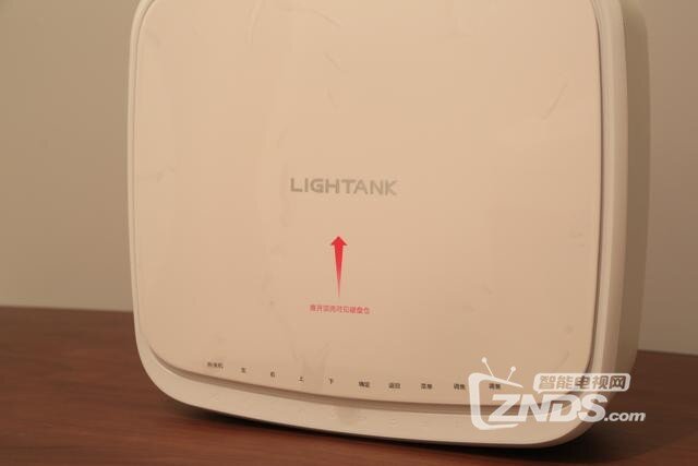 徕坦（LIGHTANK）3LCD 智能投影D1 体验