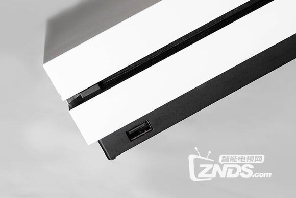 Xbox One S全面测评：有4K才像样