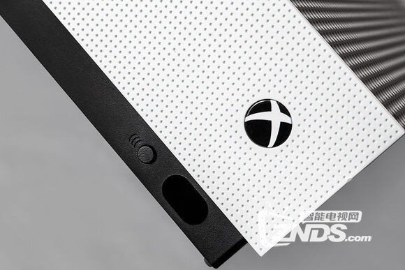 Xbox One S全面测评：有4K才像样