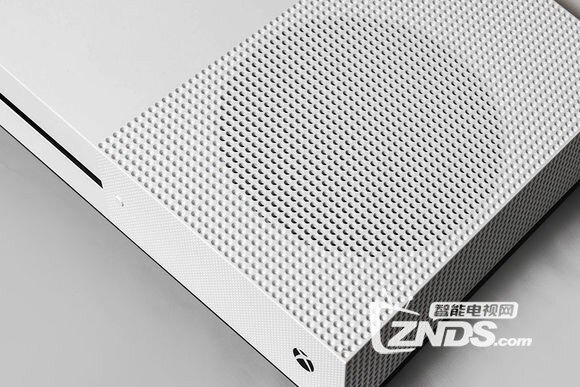 Xbox One S全面测评：有4K才像样
