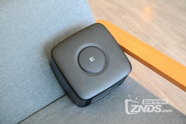 全方位升级  暴风AI无屏电视Real6究竟强在哪儿？