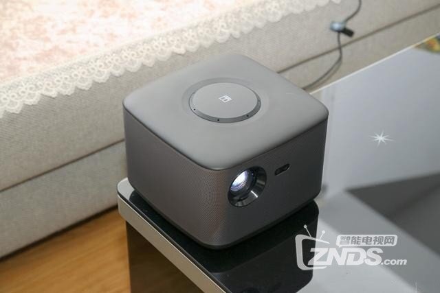全方位升级  暴风AI无屏电视Real6究竟强在哪儿？