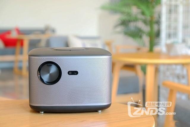 全方位升级  暴风AI无屏电视Real6究竟强在哪儿？