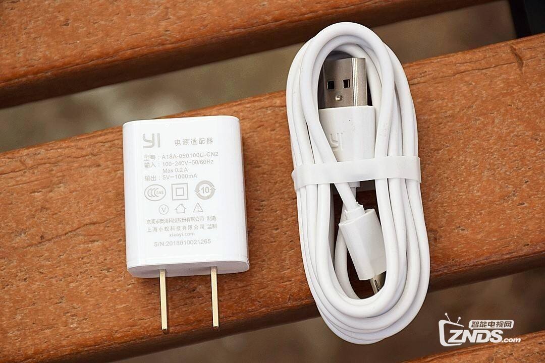 外观升级,AI加持,小蚁智能摄像机3 云台版体验