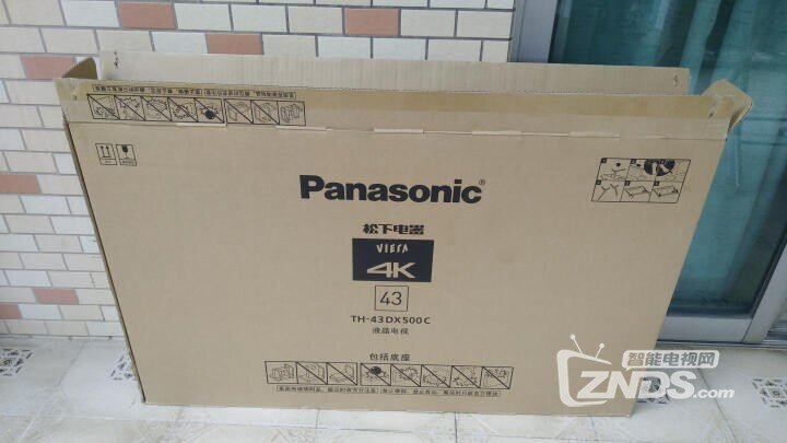 想不到松下电视TH-43DX500C 的色彩会这么差...