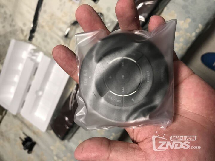 漫步者S70使用感受：高音少次，中音人声尚可，低音强项。