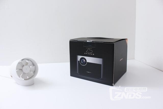 极米Z5评测：八秒开机，目前还未实现