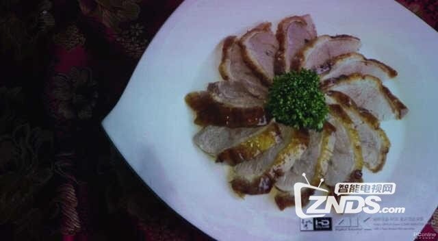微鲸E2新品投影评测：机身精致小巧设计容易便携