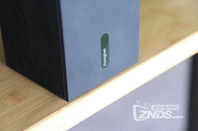 当贝投影C1便携式投影评测：家用便携两不误