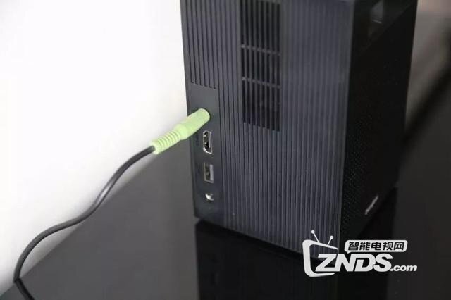 当贝投影C1便携式投影评测：家用便携两不误