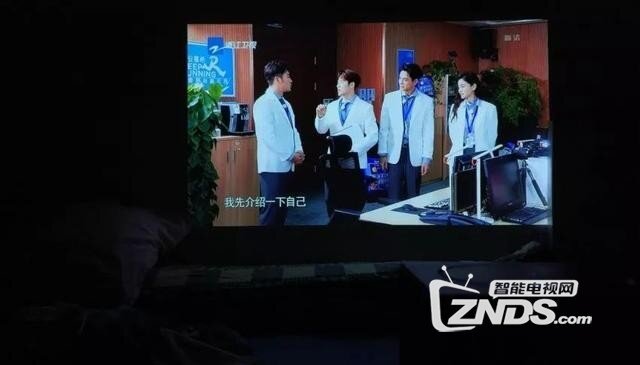当贝投影C1便携式投影评测：家用便携两不误