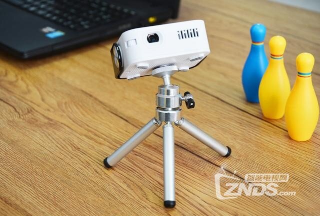 lmix乐曼微型投影仪比iphone还要小40