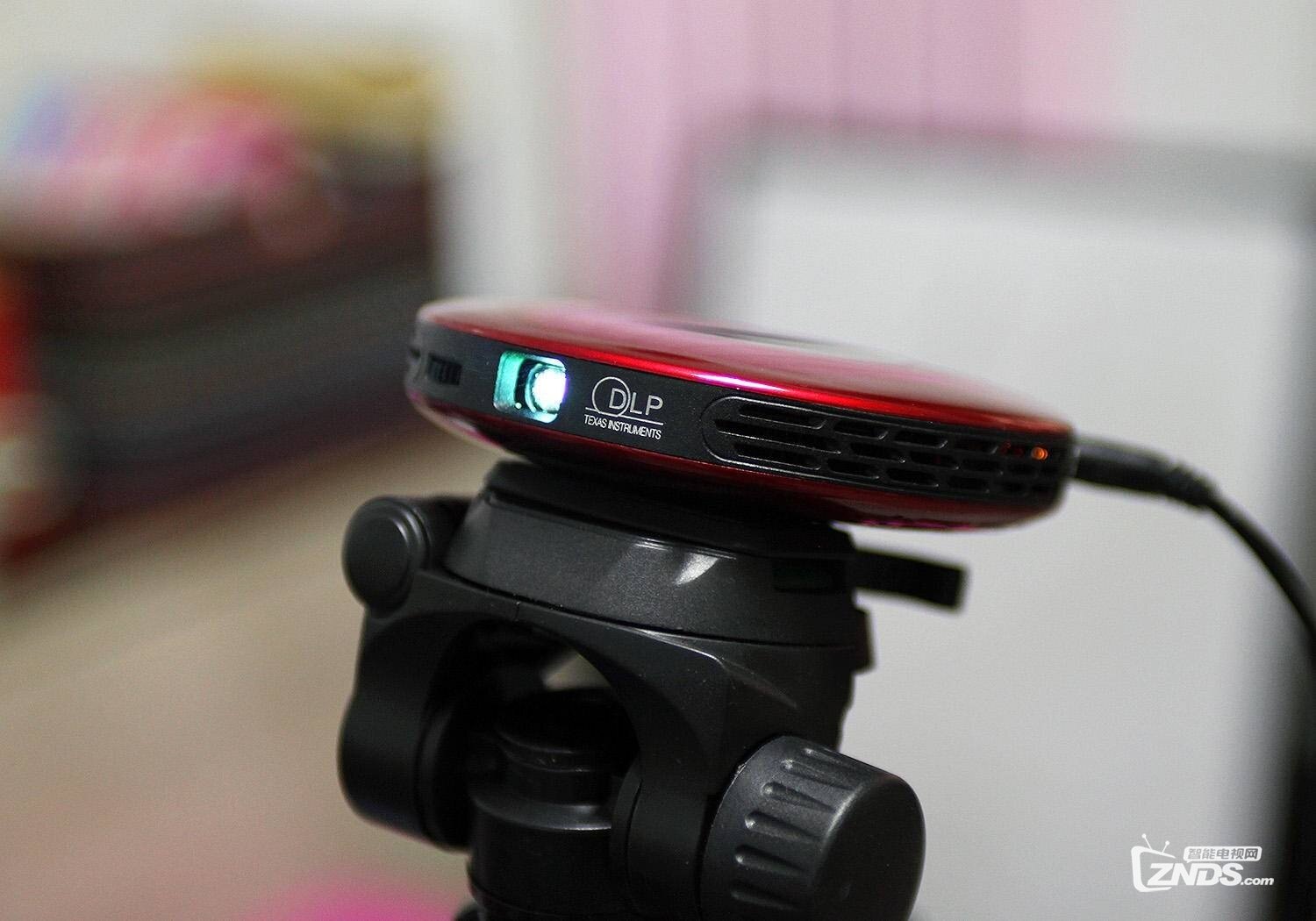 蒂彤t6投影仪评测:体积小巧携带方便!