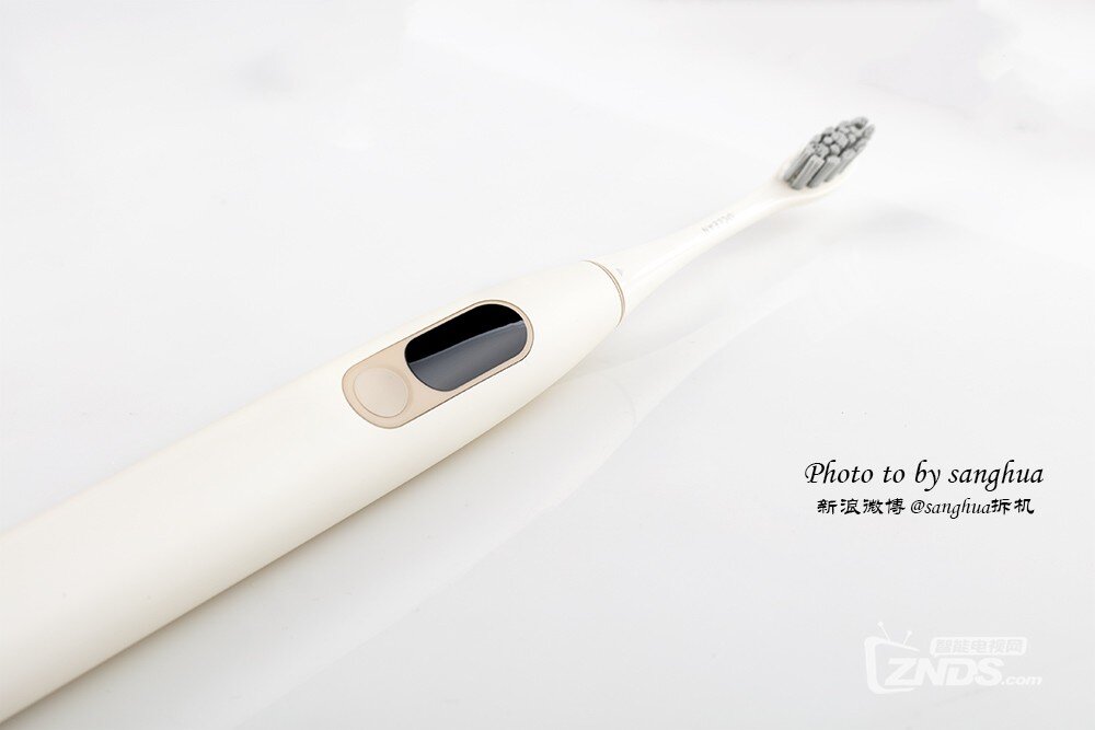 可视化刷牙 Oclean X触屏电动牙刷拆解