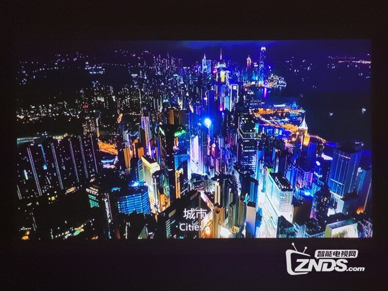 微鲸F1高亮度投影仪使用，系统配置低了一点