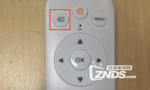 明基i300T投影仪如何在线安装软件？