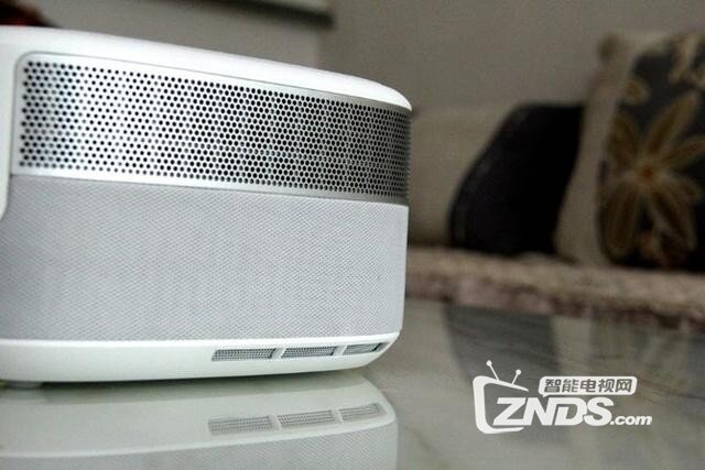 坚果J9与极米H2测评对比 提供一下选购参考