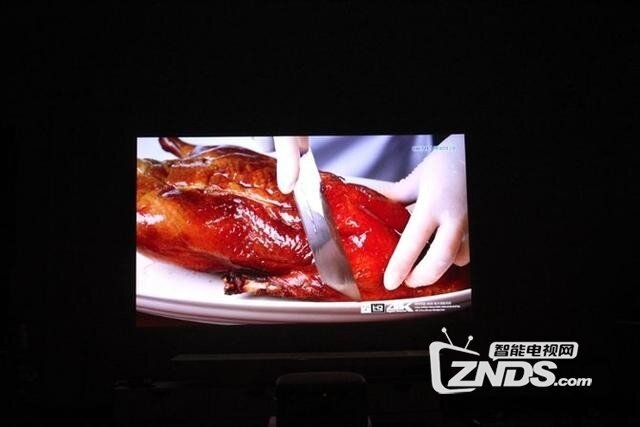 坚果J9与极米H2测评对比 提供一下选购参考
