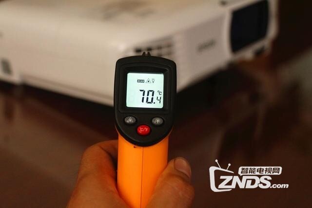 爱普生TW610投影机评测：家庭必备看片神器