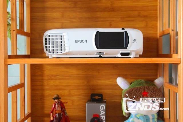 爱普生TW610投影机评测：家庭必备看片神器