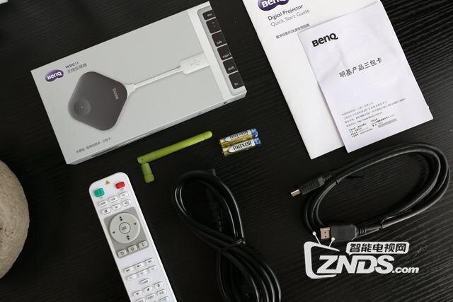 明基智能商务投影机E580T开箱评测