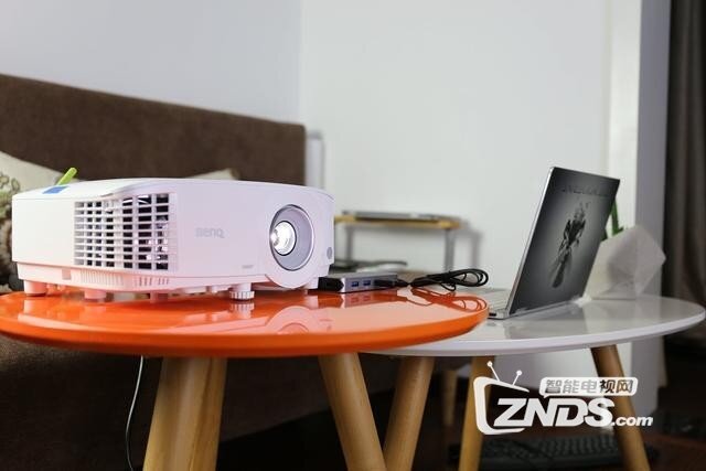 明基智能商务投影机E580T开箱评测