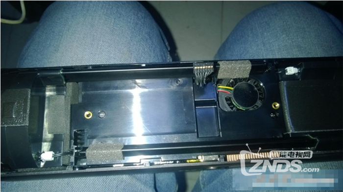 坚果p1拆机图解教程拆机扩容攻略