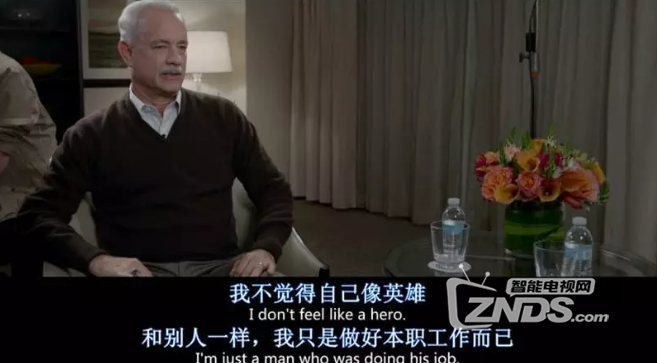 万米高空完成史诗迫降！超级英雄不是只在电影中！