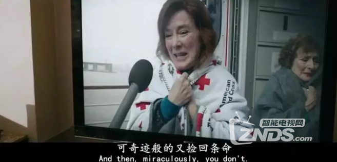 万米高空完成史诗迫降！超级英雄不是只在电影中！