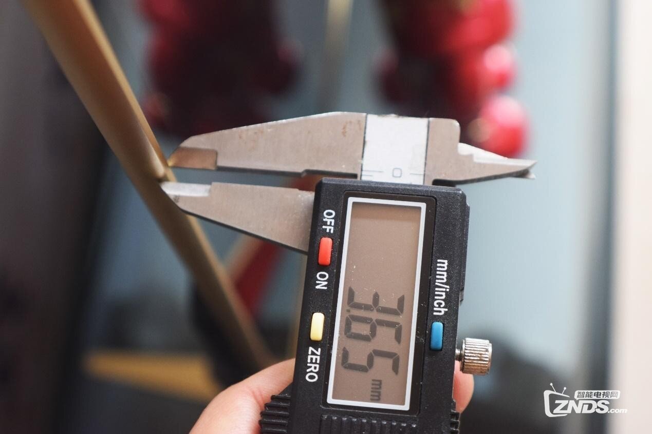 乐视X55钢铁侠限量纪念版怎么样？开箱实测！