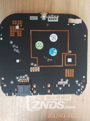 天猫魔盒M16C谁知道要短接哪两个点？
