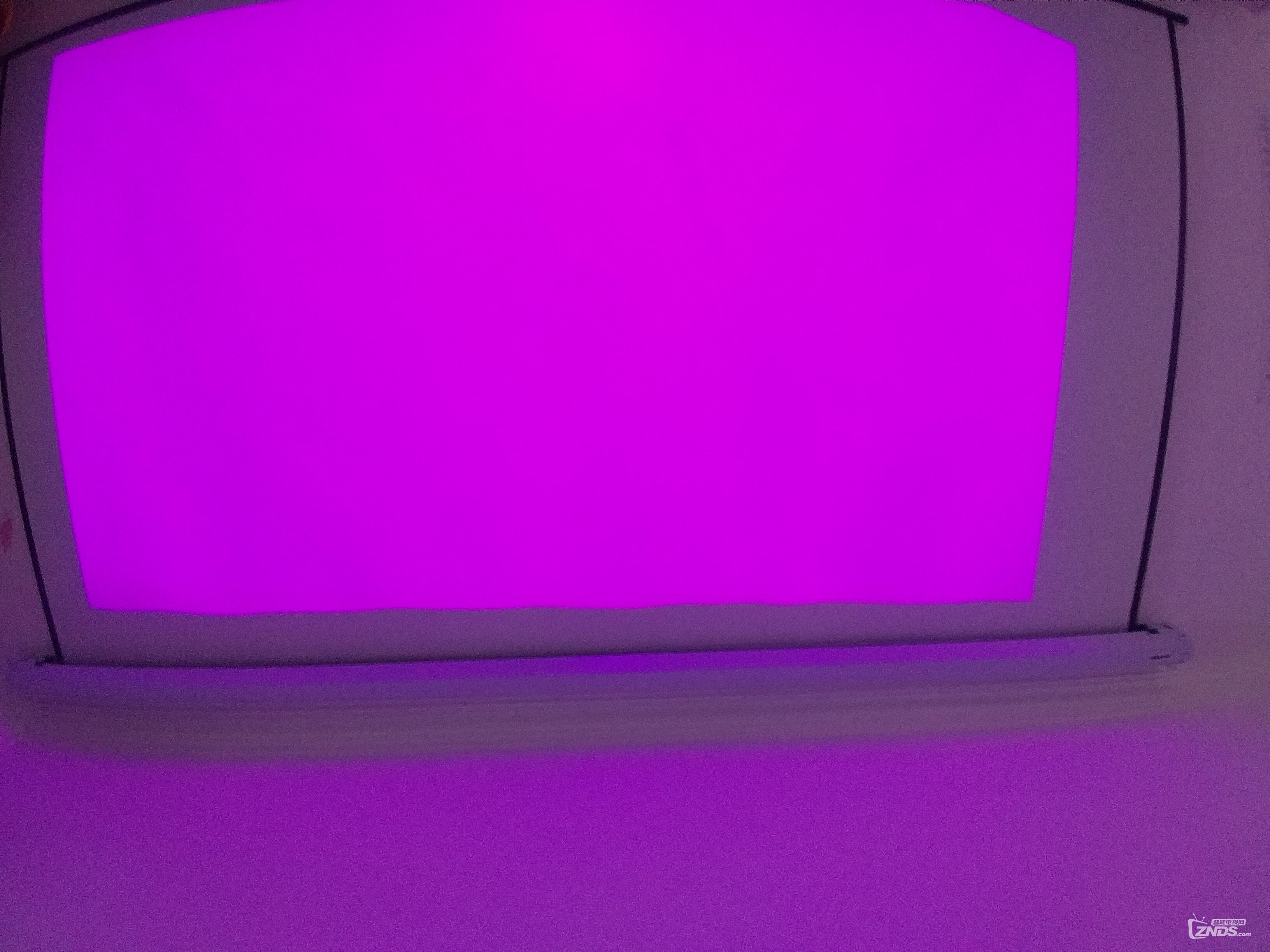 小米激光电视开机无图像只有紫色光屏幕怎么修