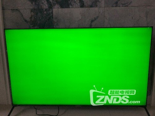 TCL雷鸟R625C，这屏幕有问题吗？
