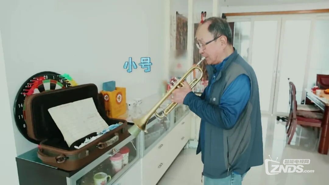 黄渤被奶奶"吐槽"颜值, 这么暖的《忘不了餐厅》别忘了看