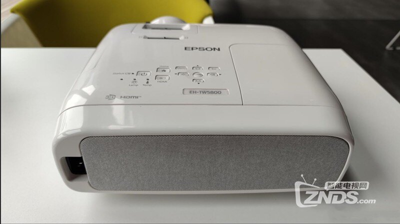 爱普生tw5800投影仪测评全高清大屏体验