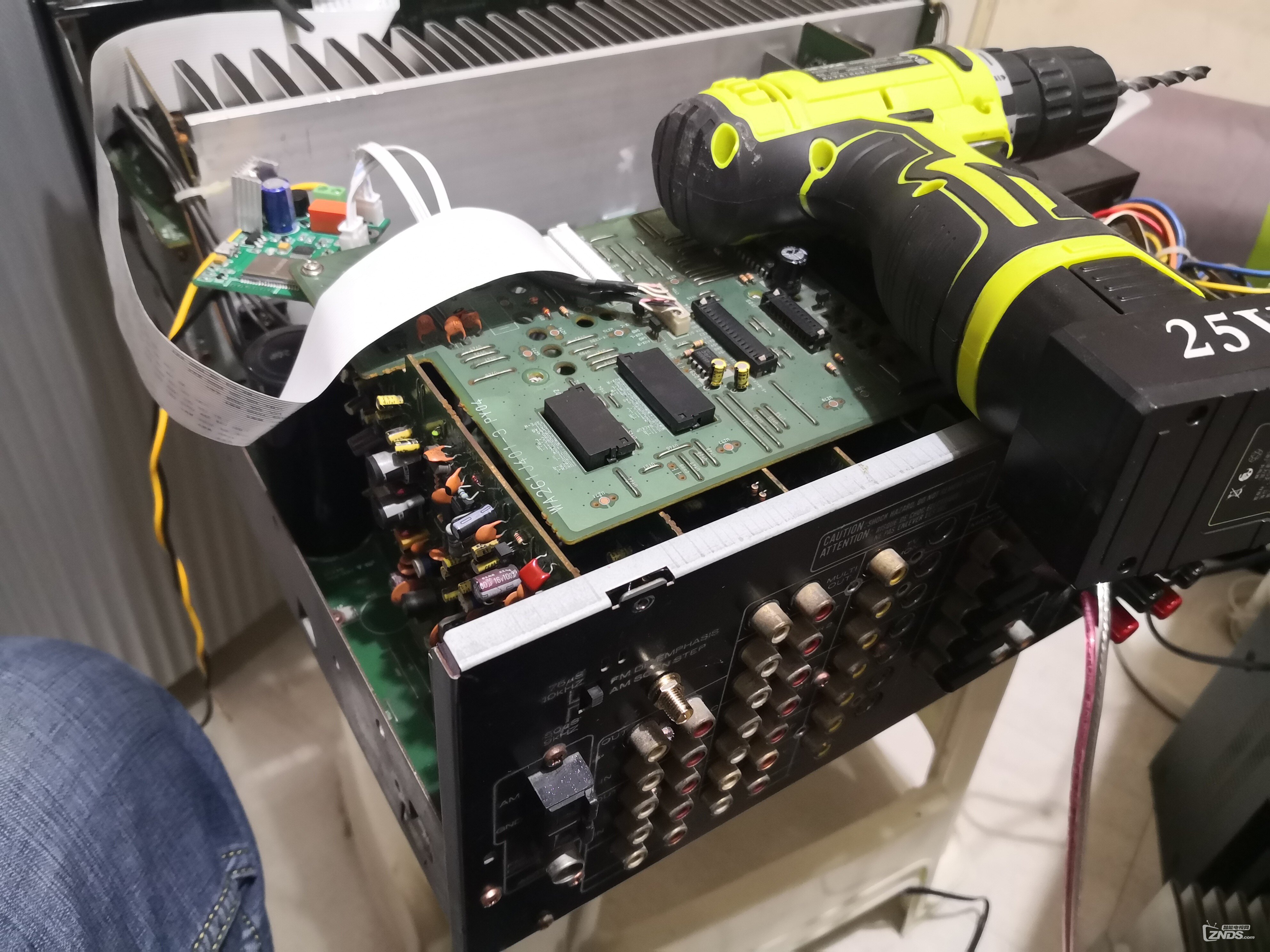 马兰士sr96升级蓝牙接收老功放增加蓝牙功能作业