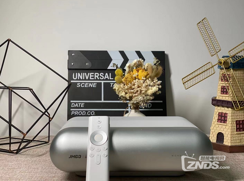 坚果o1评测4000元就可享受的超短焦投影真有这么好吗