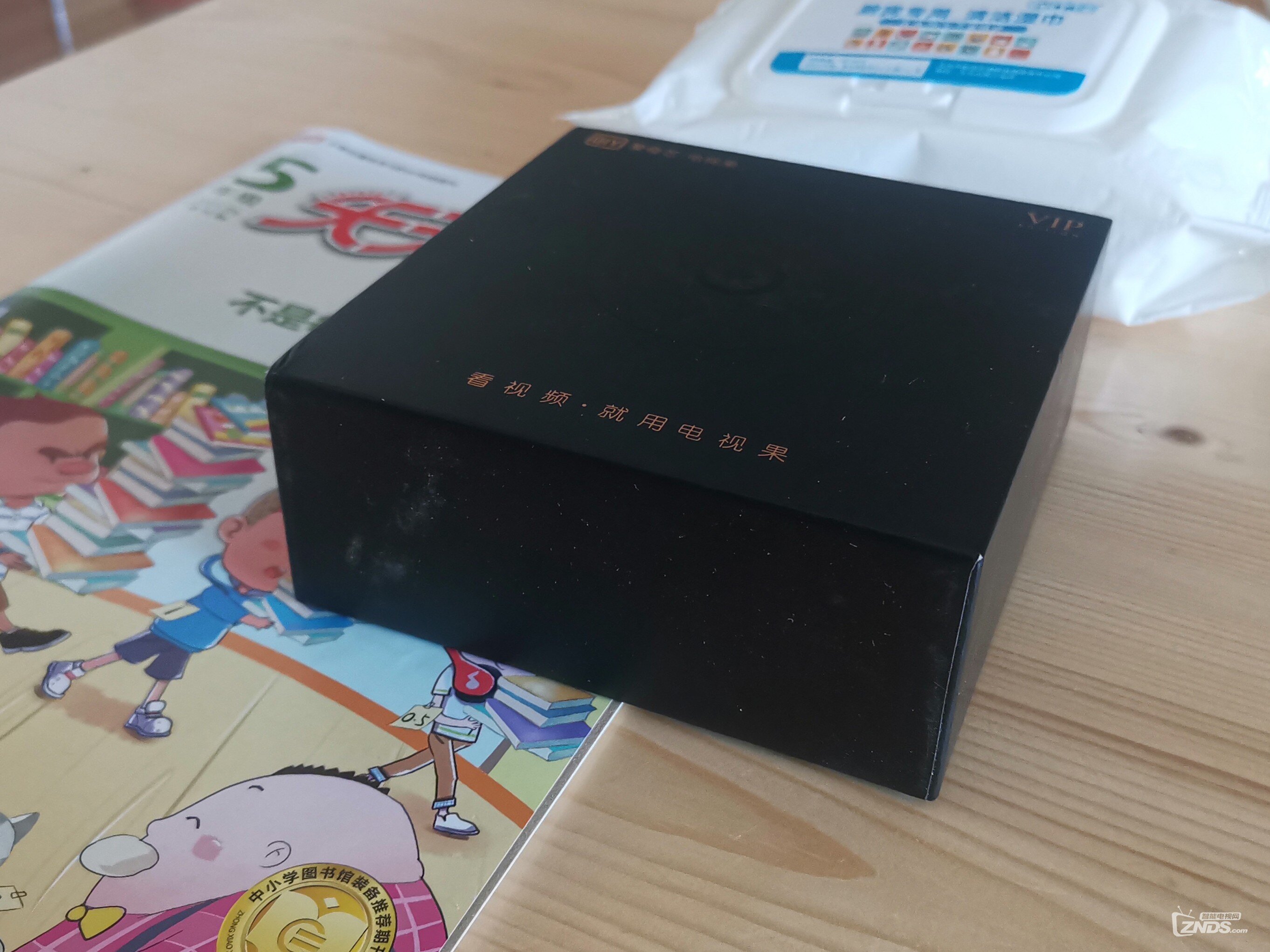 一果多用影视办公好帮手电视果m1开箱一