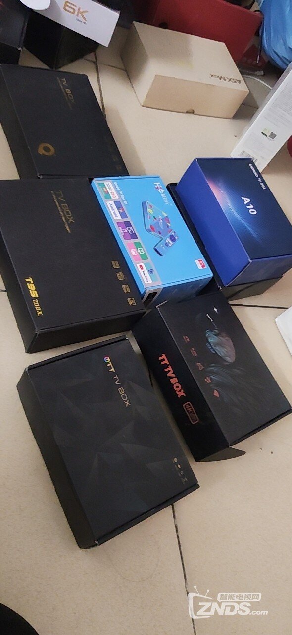 请问全志h6和rk3328哪个配置比较好